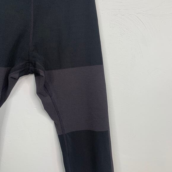 Nike Tech Pack Women's Running Crop Leggings - Picture 5 of 11